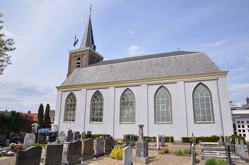 Kerkje en begraafplaats in Polsbroek