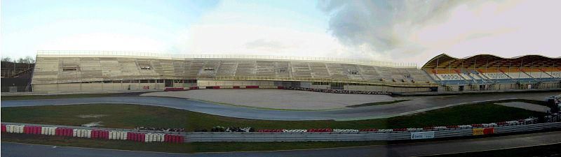 De zwevende tribune op het circuit Assen