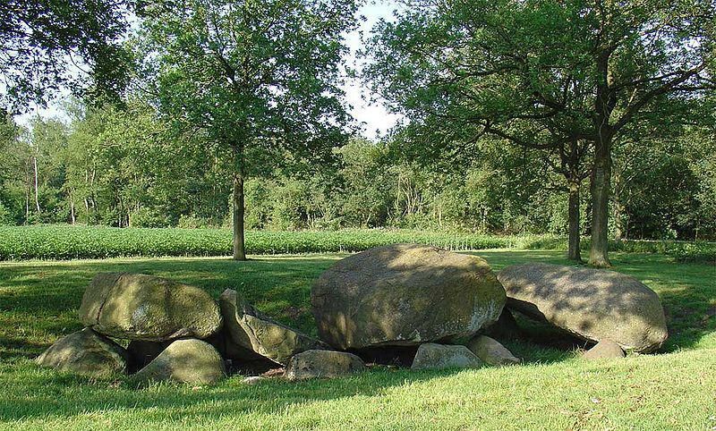 Een hunbed voorkomend op de monumentenliojst