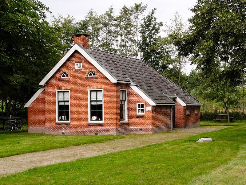 1e soc. woningbouw in Holujtigehage