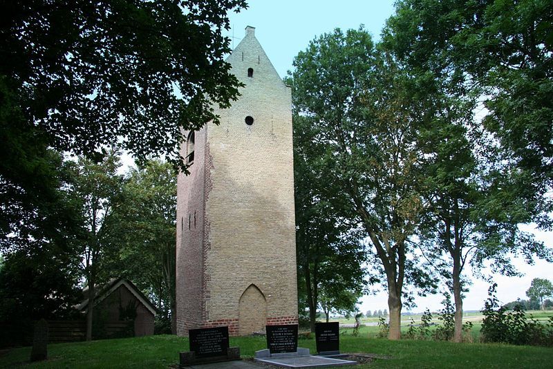 De toren van de voormalige kerk
