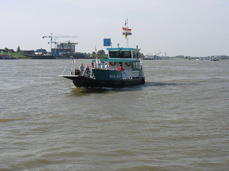 De veerpont in Millingen