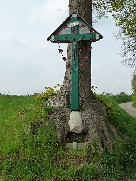 Een typisch limburgs  landkruis in Bingelrade