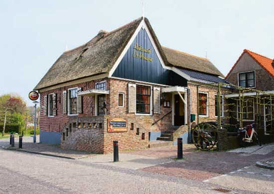 Café De Moriaan in Warmenhuizen