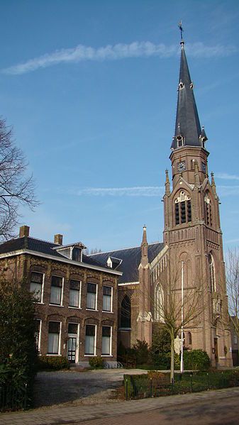 De kerk met pastorie in Nieuwveen