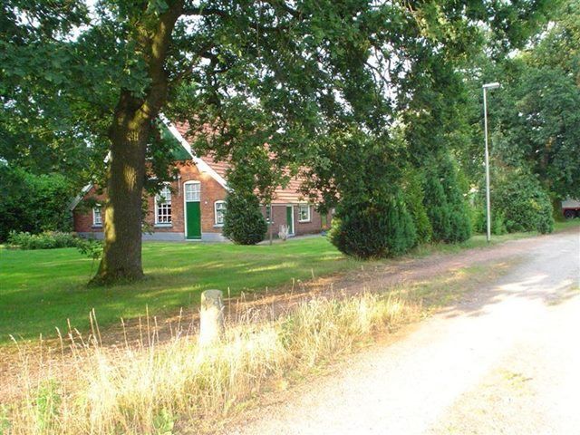 Boerderij gelegen in de landelijke omgeving van Bruinehaar