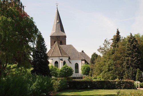 Het kerkje in Heemse  - Bron: facebook