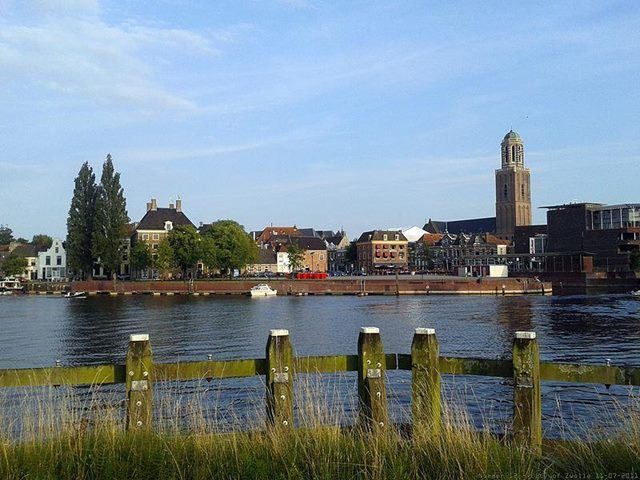 Zicht op Zwolle en veel meer foto's