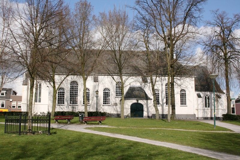 Hervormde Oude Kerk in Veendaal is een rijksmonument