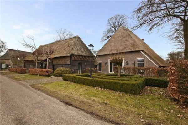 Boerenhoeve in Eursinghe