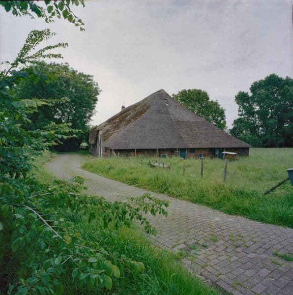 Deze boerderij staat op de Rijksmonumentenlijst