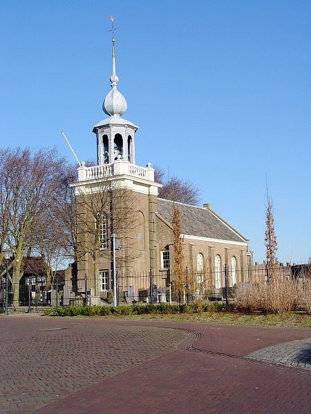 Kerkje aan zee in Urk