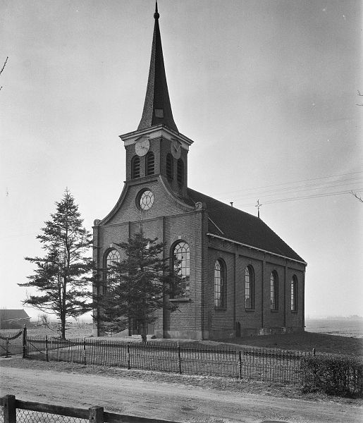 Nederlands Hervormde Kerk: exterieur Naar het Noord-Oosten