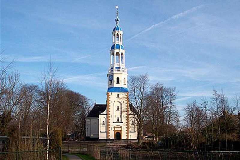 kerktoren in de gemeente Eemsmond.