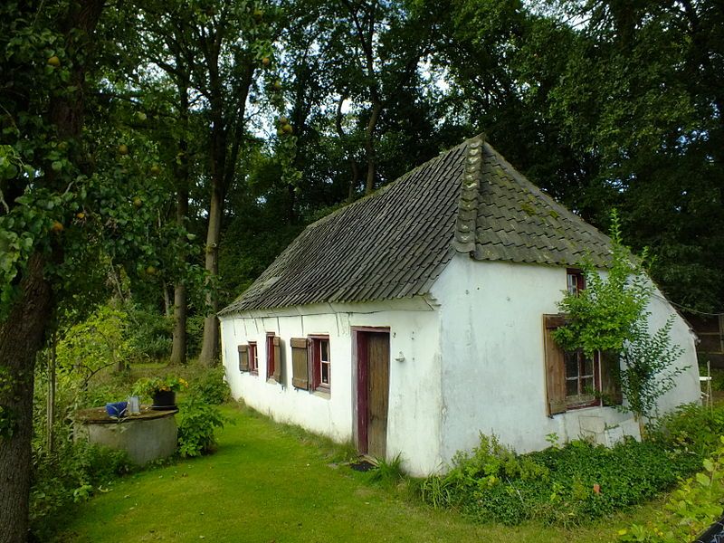 Een mooi oud keuterboerderijtje in Ledeacker