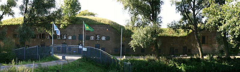 Fort Bakkerskil in Nieuwendijk