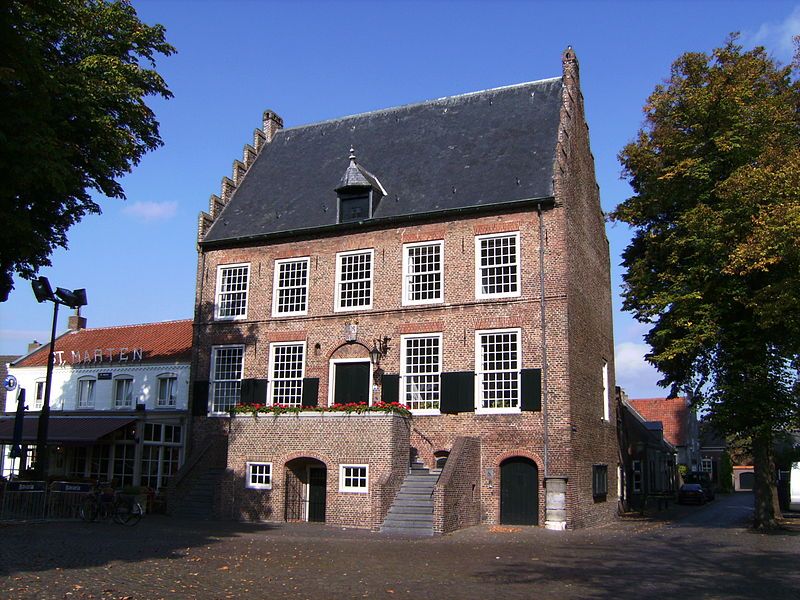 Het  voormalige gemeentehuis  in Oirschot