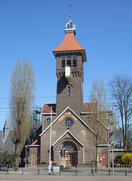 Sint Petrusbandenkerk in Diemen
