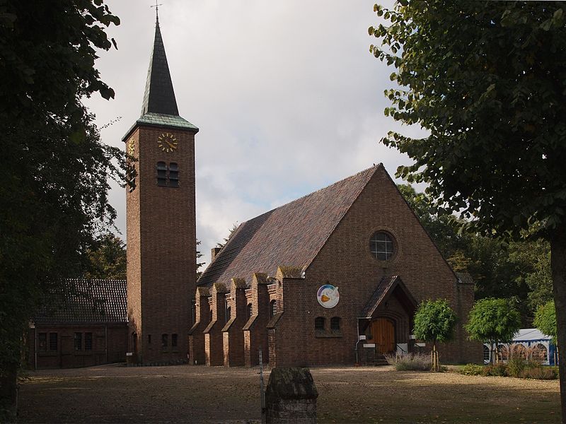 Oude Nederlands Hervormde kerk aan de Kerkring te MIddenmeer