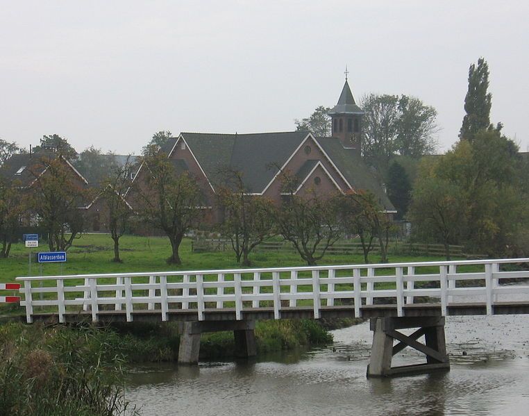 Gezicht op de kerk in Alblasserdam