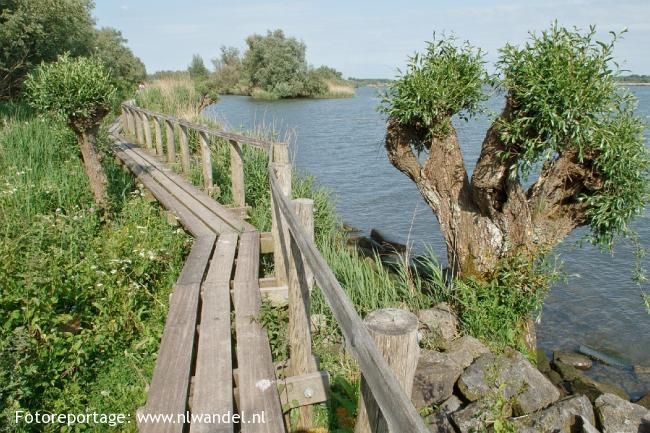 Wandelen -  Grienden Oude Maas  / van Barendrecht naar Rhoon.