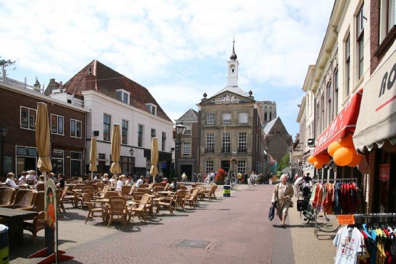 Brielle met zicht op het Oude-Stadhuis.