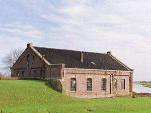 Stoomgemaal in Korteraar. Foto: onbekend